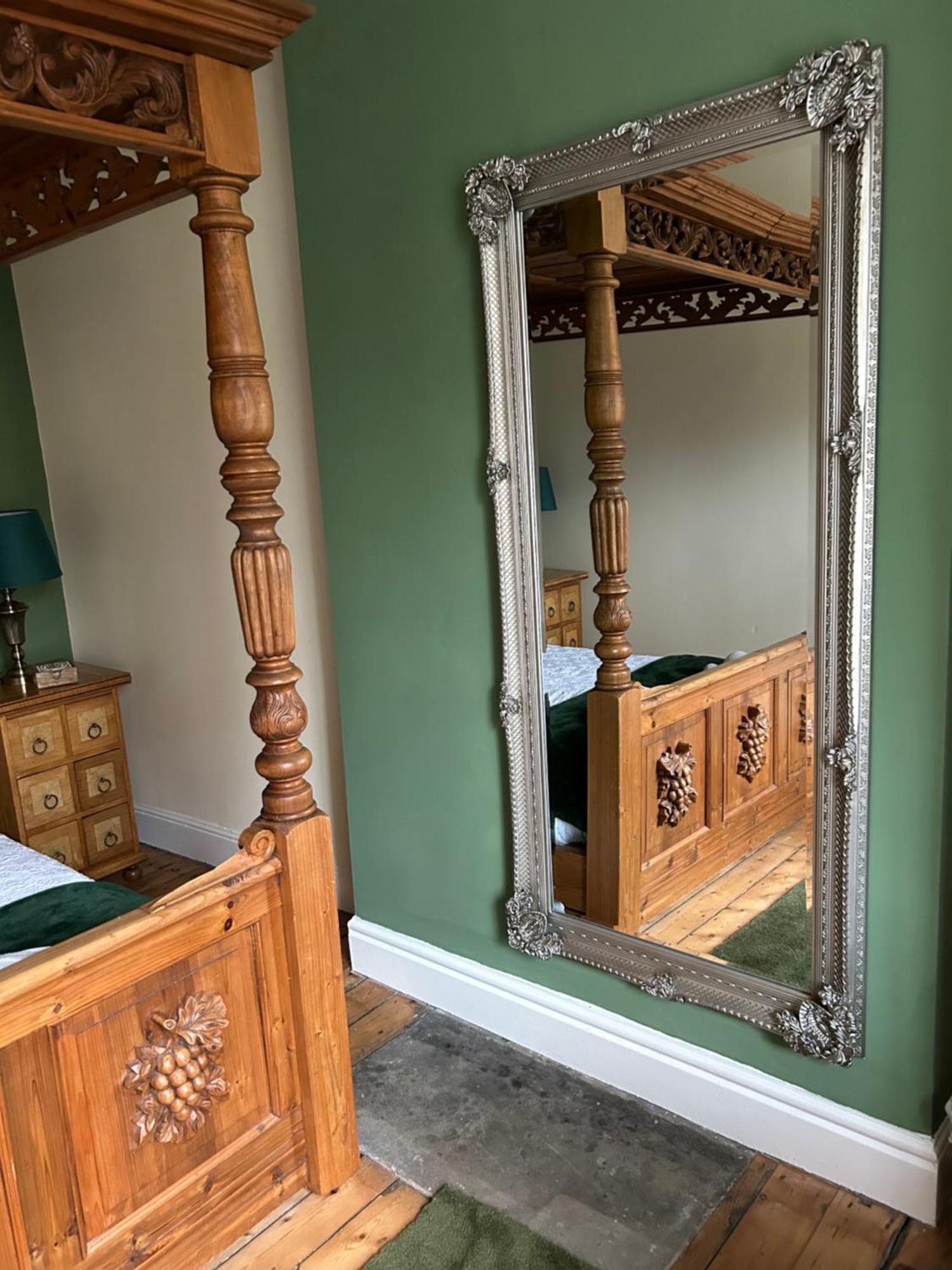 The Buxton Retreat A Luxurious 3-Storey Townhouse With Four Poster Bed And Double Jacuzzi Bath" Exterior photo